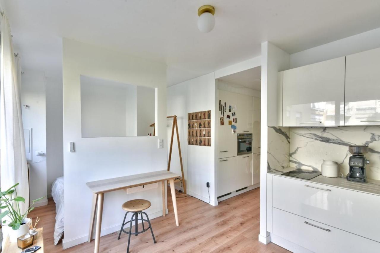 Very Studio Near Belleville * Parijs